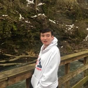 Meet your Posher, Andrew